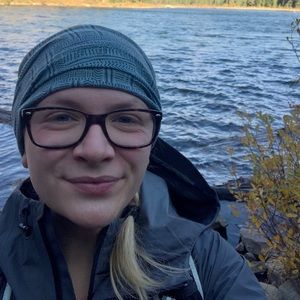 Meet your Posher, Nicole